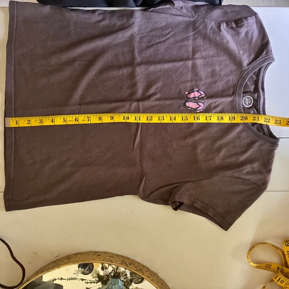 Cute Brown “Life is Good” Flip-Flops Tee - Picture 7 of 8